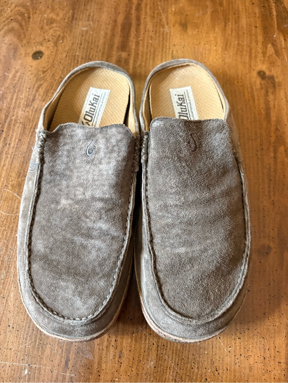 Olukai Men’s Suede Slip-On Loafers — “Sharskin” color Size 10
